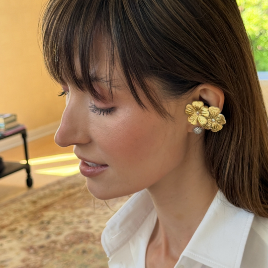 Priamble™ Aruna Audio Earrings in Gold/Gold – Open-ear Bluetooth® earphones by PERIPHERII
