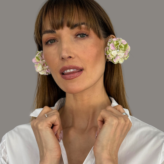 Priamble™ Blossom Audio Earrings in Ivory Mix – Open-ear Bluetooth® earphones by PERIPHERII