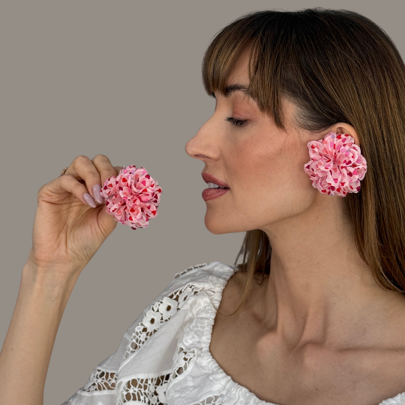 Priamble™ Blossom Audio Earrings in Ivory Mix – Open-ear Bluetooth® earphones by PERIPHERII