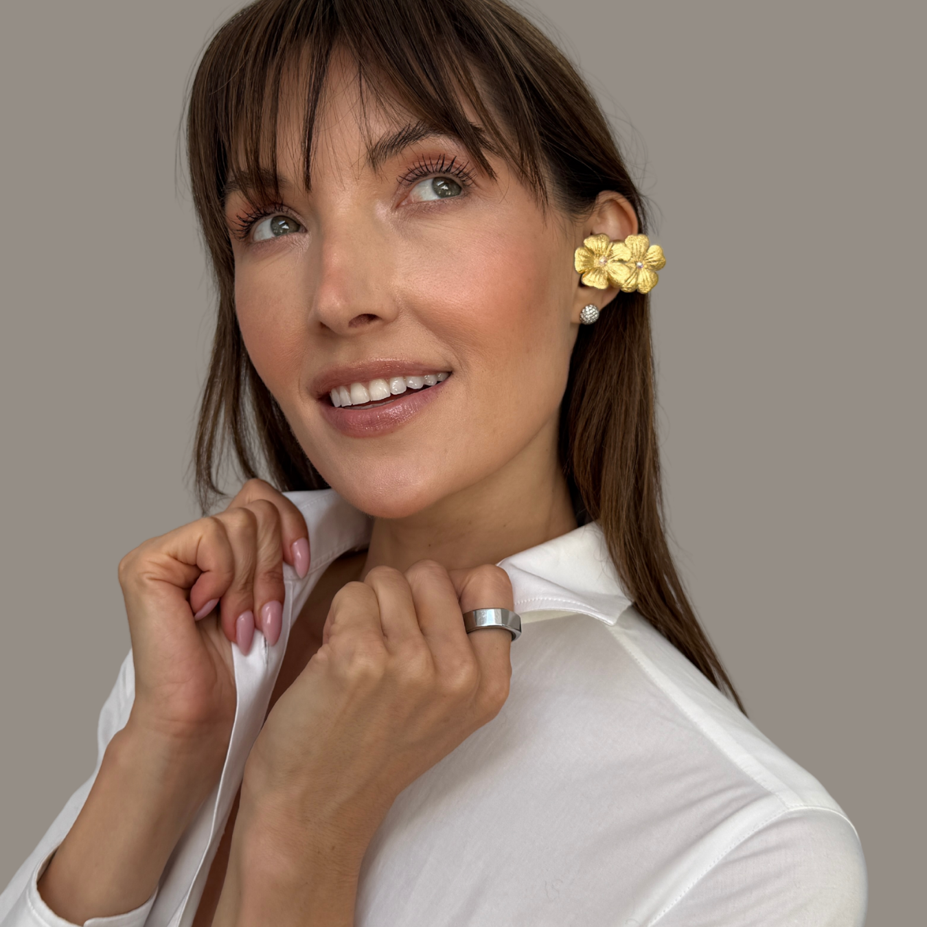 Priamble™ Aruna Audio Earrings in Gold/Gold – Open-ear Bluetooth® earphones by PERIPHERII