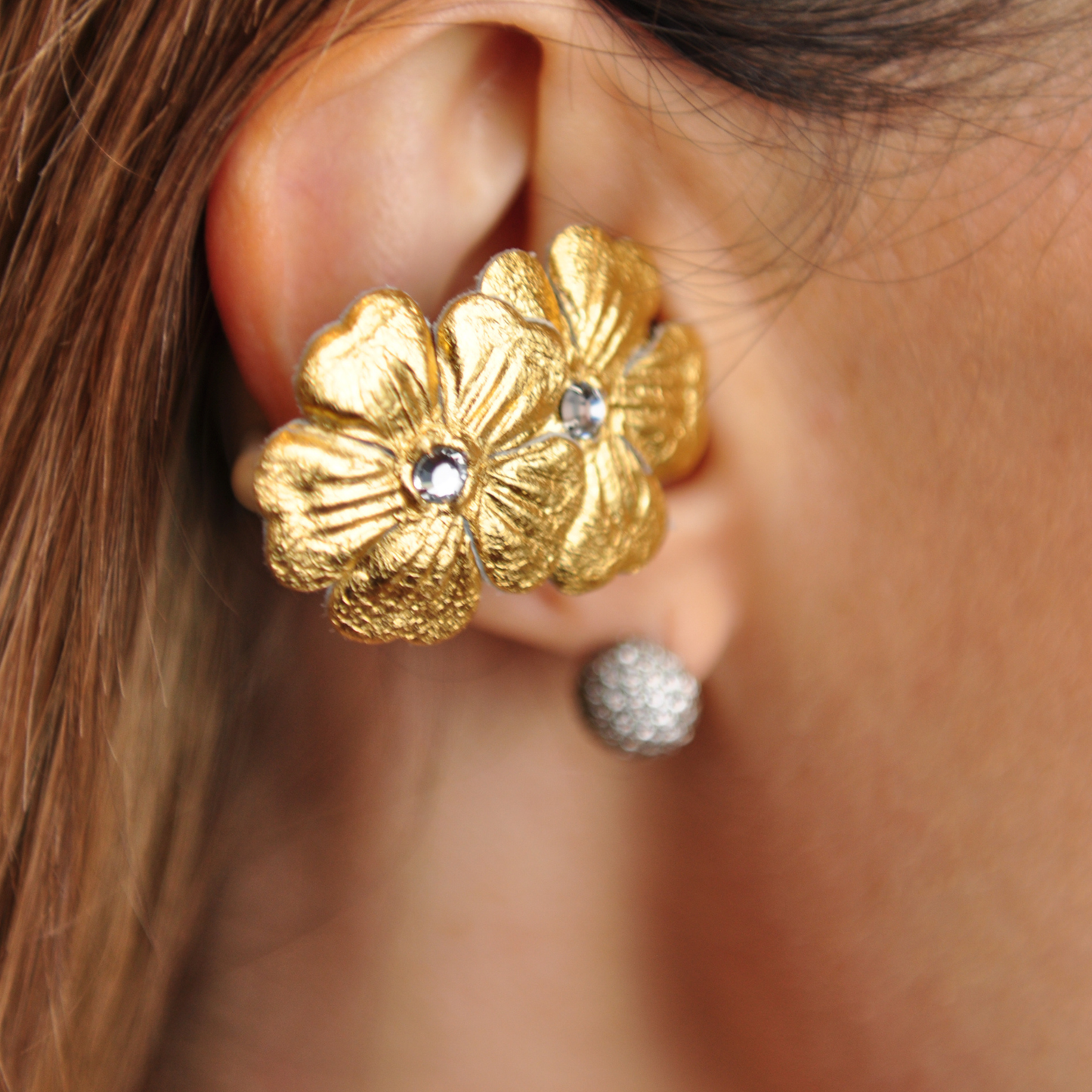 PRIAMBLE Aruna Open-Ear Audio Earrings in Gold – Product Shot