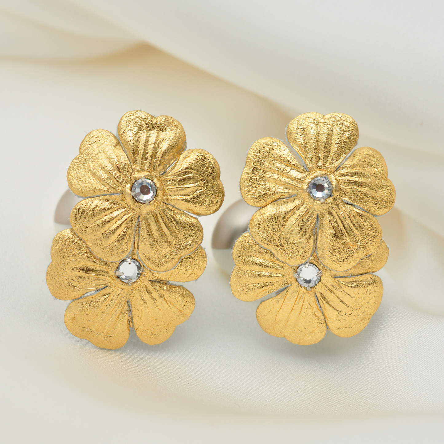 PRIAMBLE Aruna Open-Ear Audio Earrings in Gold – Product Shot