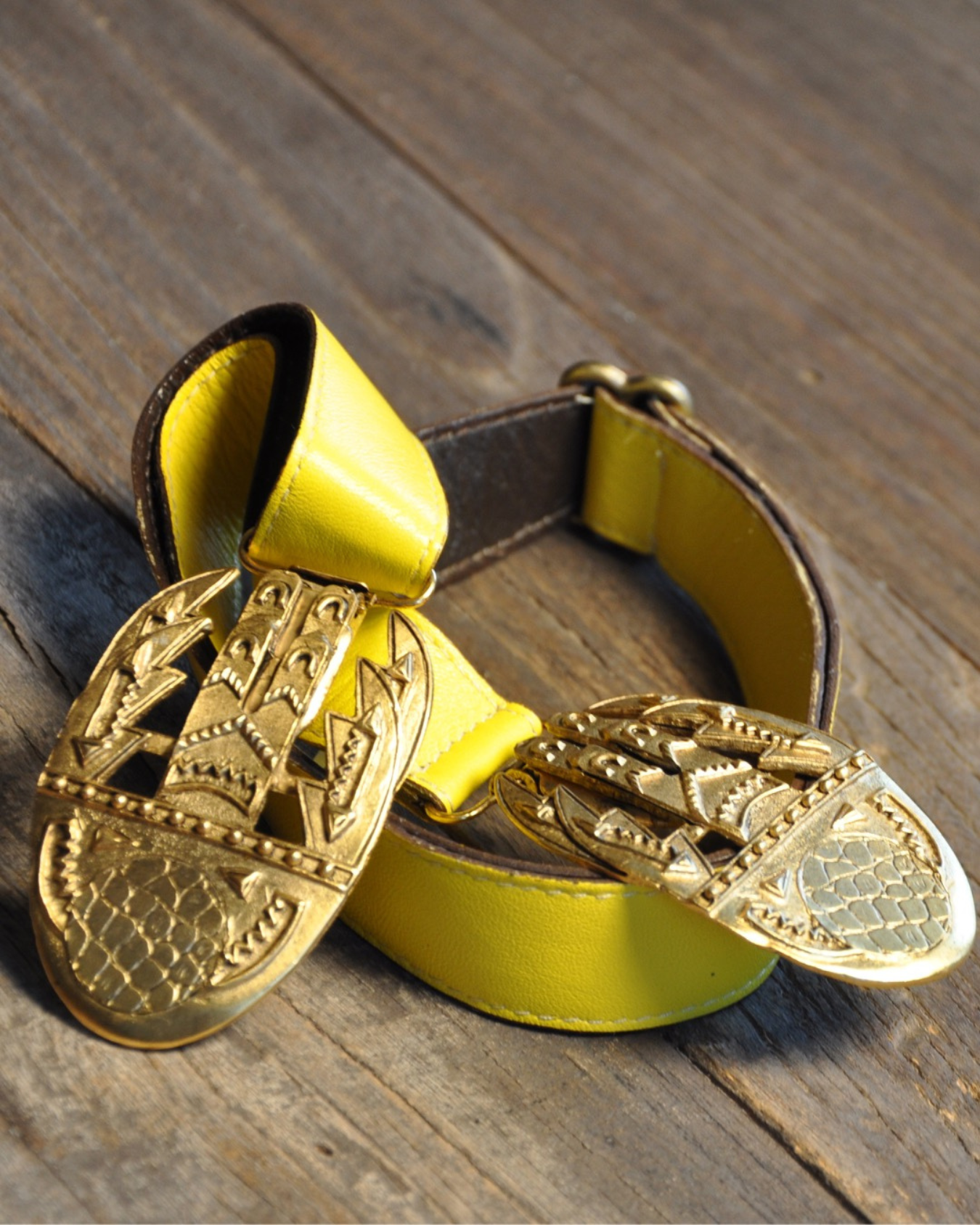 Twice Hook Buckleless belt to prevent bulk and gapping in Gold and Yellow 