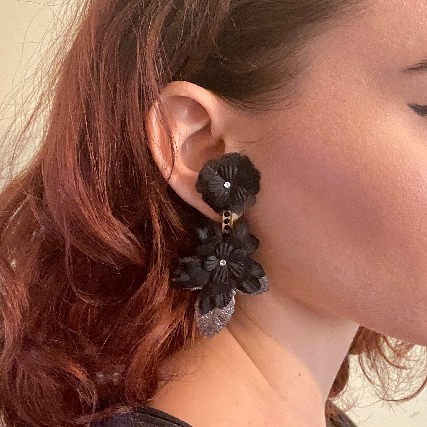 Black floral Smart Earrings earphones by Peripherii 